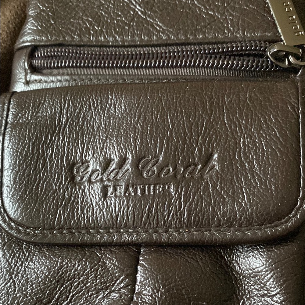 Classic brown  Leather Messenger Bag with Smooth Finish - Picture 2 of 6